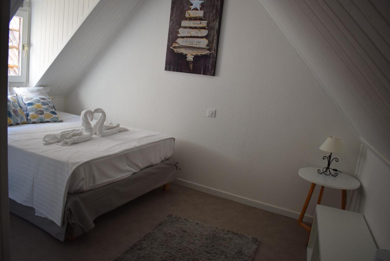 Gites Aux Fines Bulles D'Alsace Spa Privatif En Supplement Bergheim Exterior photo